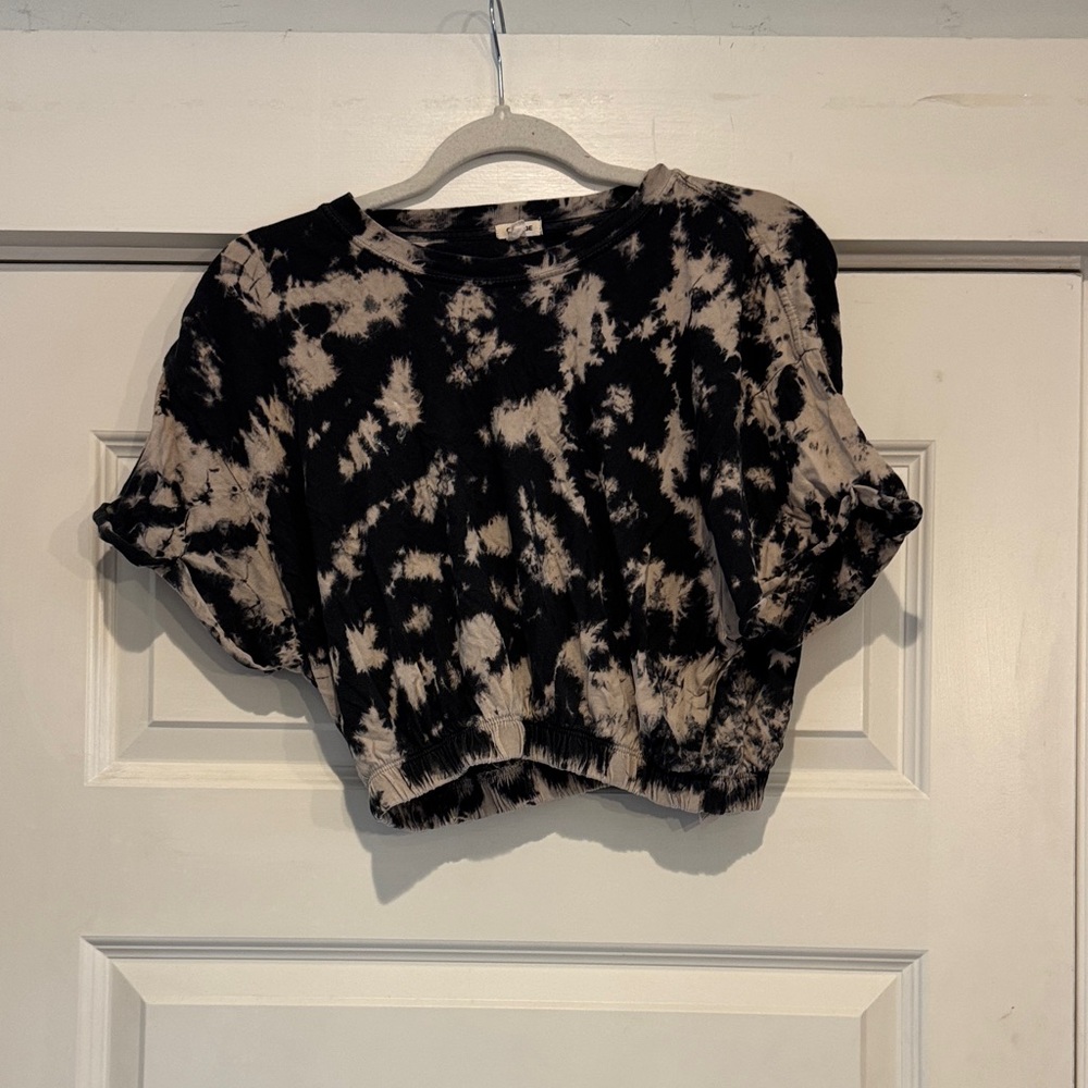 Garage Black and Cream Tie-Dye Crop Top